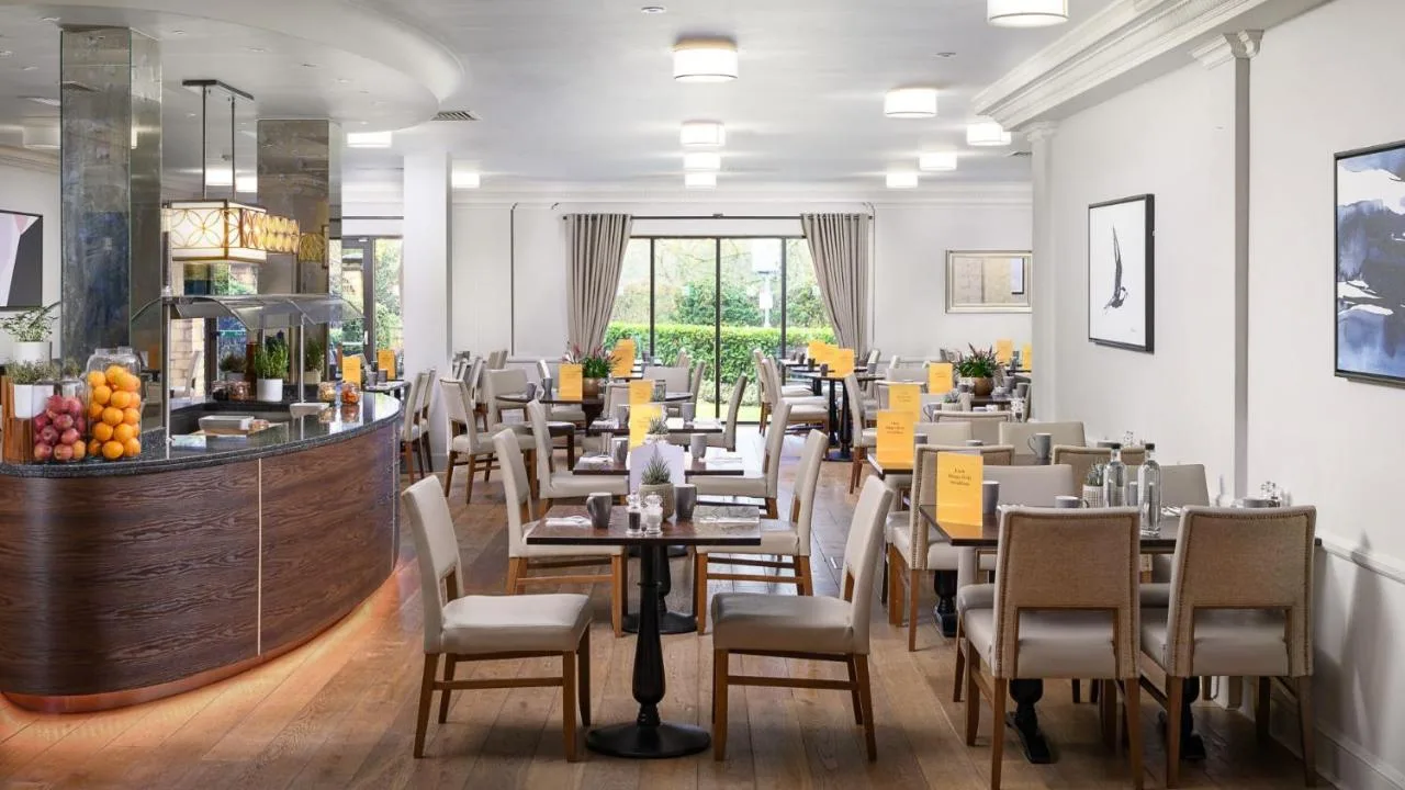 Deacons Restaurant and bar seating area